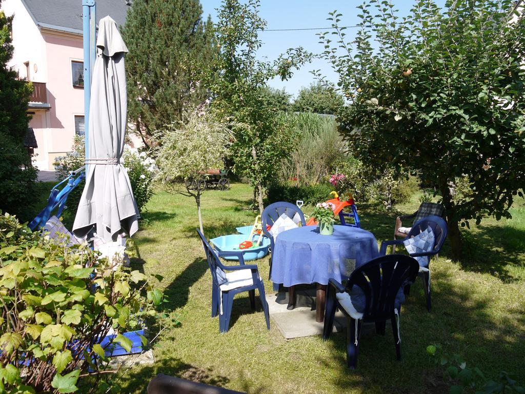 Familien-Ferienwohnung Haustein Konigswalde エクステリア 写真