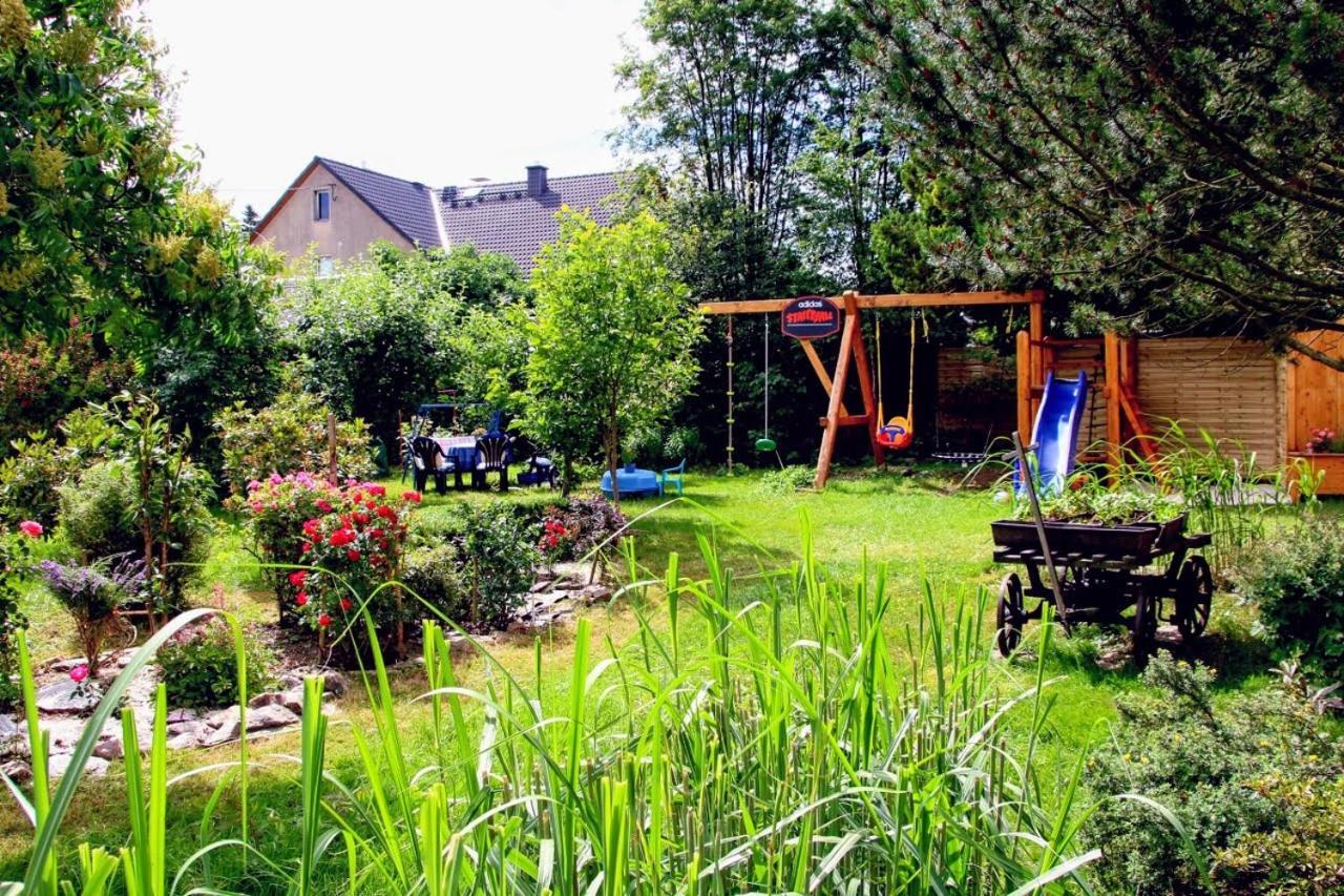 Familien-Ferienwohnung Haustein Konigswalde エクステリア 写真
